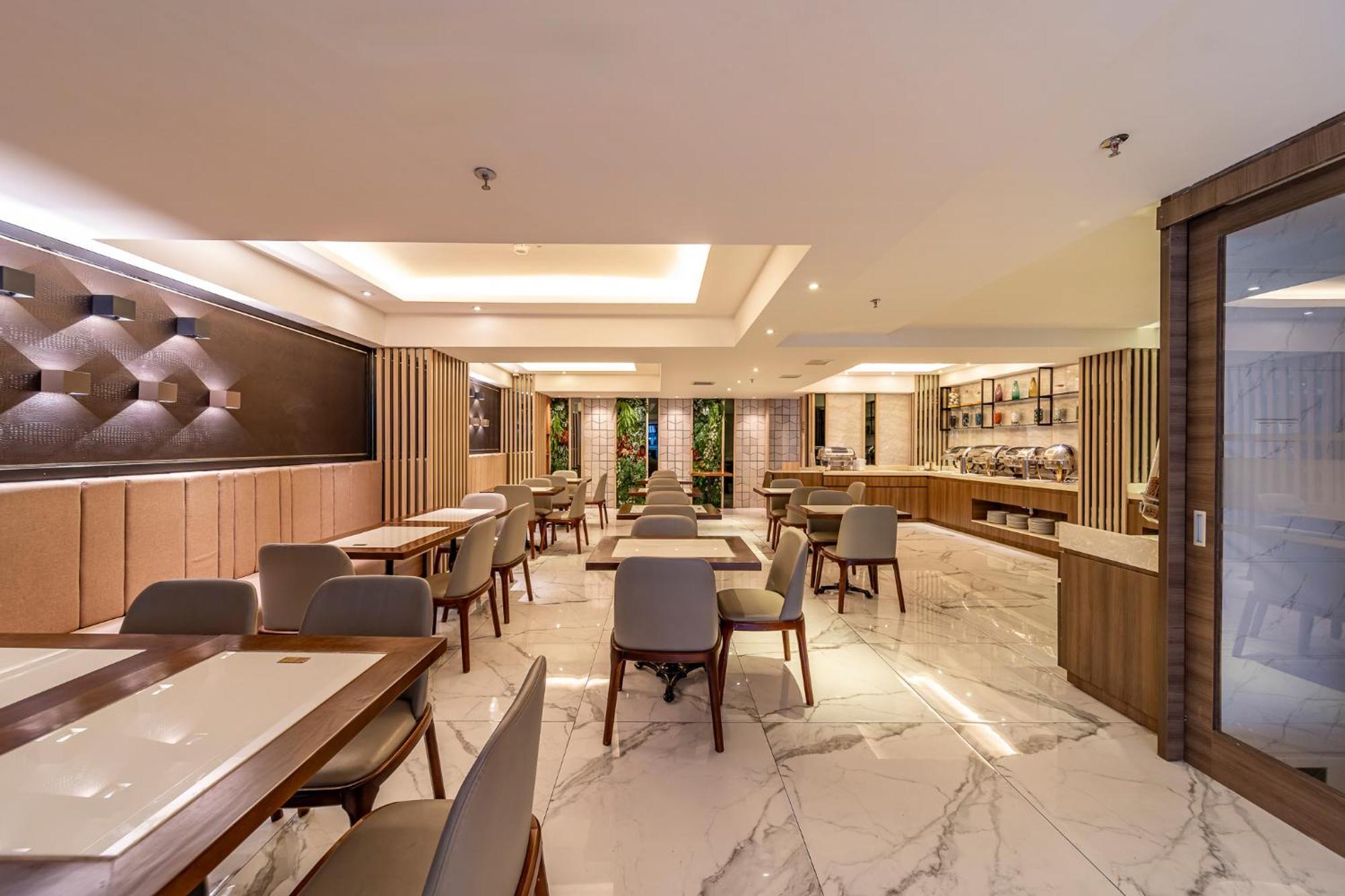 Edoya Hotel Ben Thanh Ho Chi Minh City Exterior photo