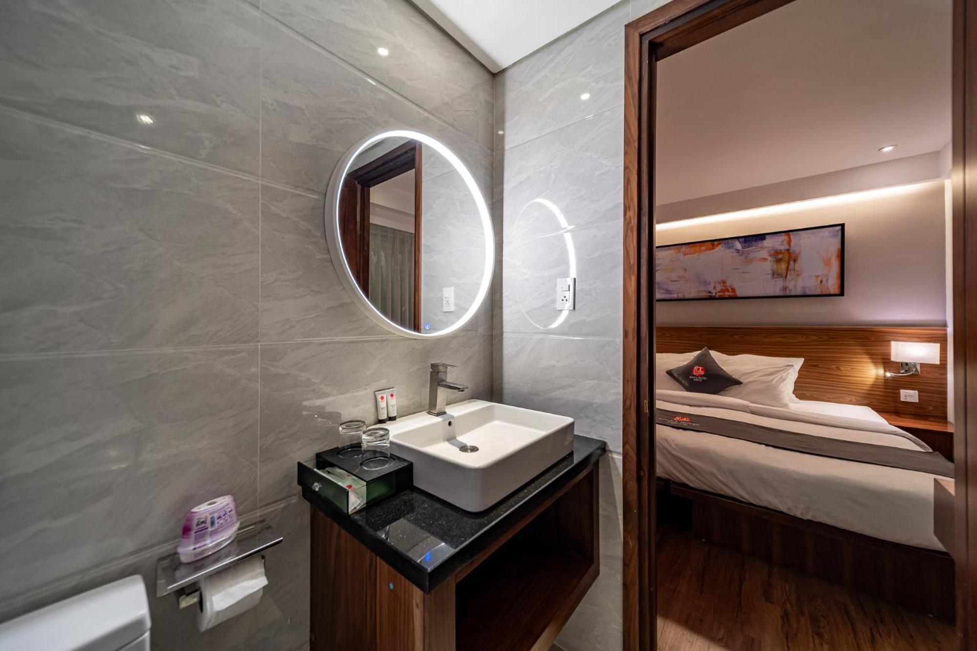 Edoya Hotel Ben Thanh Ho Chi Minh City Exterior photo
