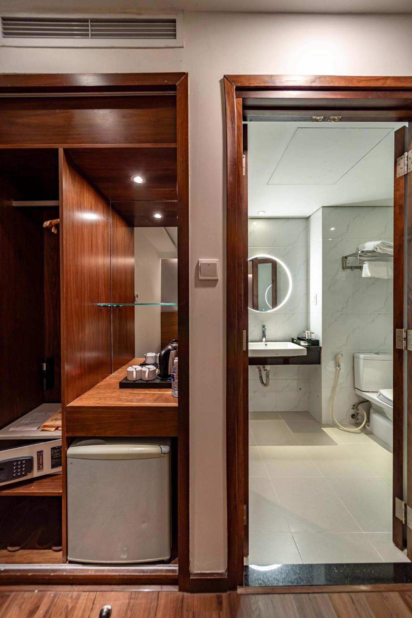 Edoya Hotel Ben Thanh Ho Chi Minh City Exterior photo